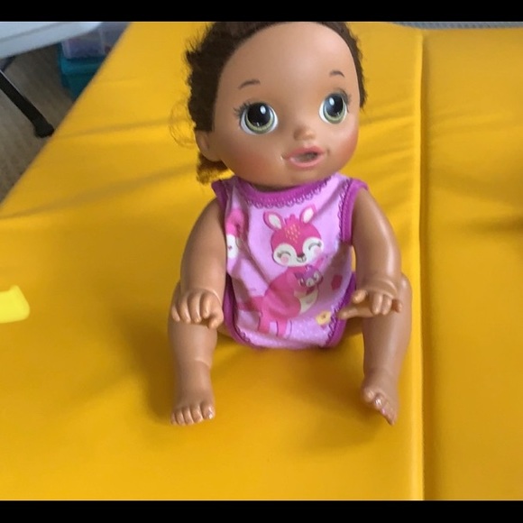 Two dolls - Picture 1 of 5